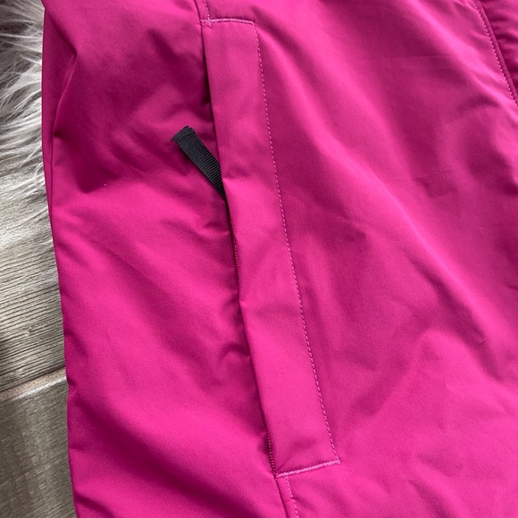 Champion Women's Fuchsia Rain Jacket Size Small - Picture 7 of 15